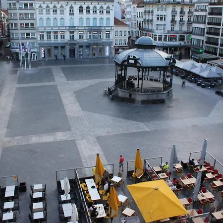 Golden Tulip Apartment